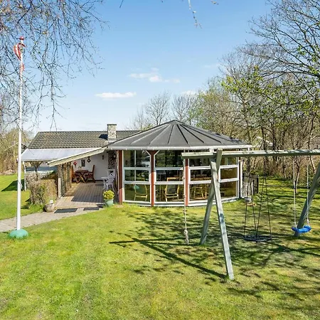 Awesome In With Kitchen Holiday home
