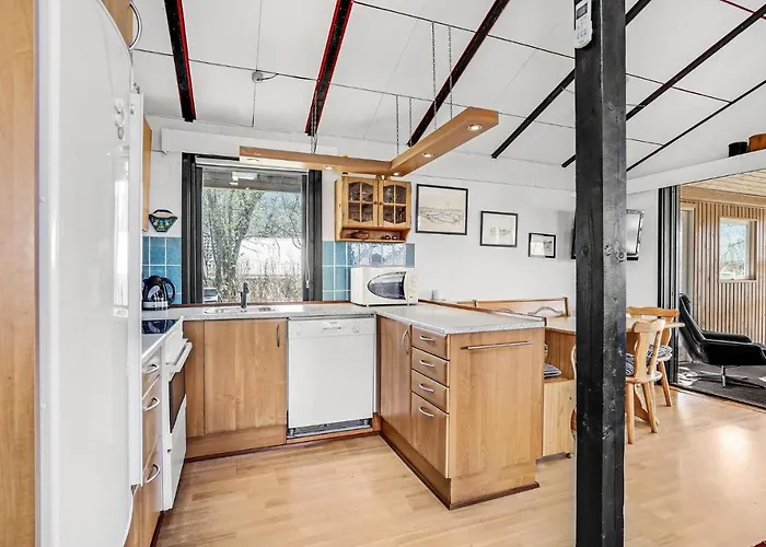 Awesome In With Kitchen Casa de Férias Hemmet